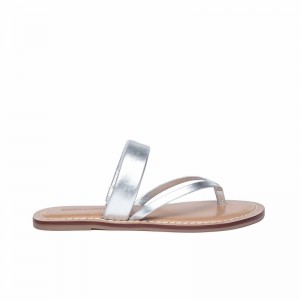 Women Bernardo Leia Thong Flat Sandals Silver | JDW4674OB