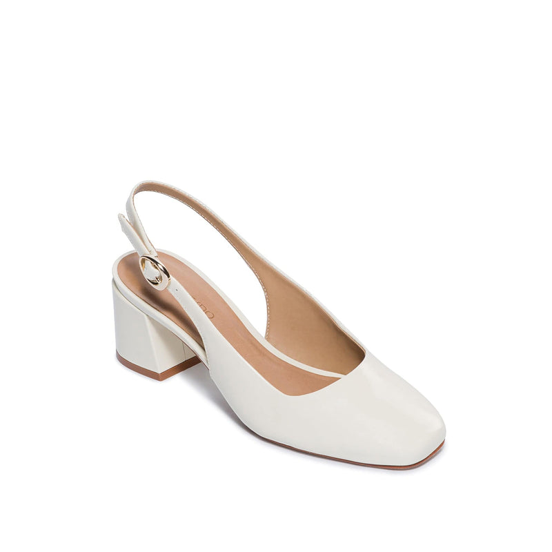 Women Bernardo Alexia Slingback Pumps White | PPS2260VY