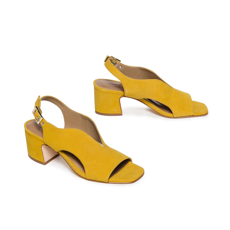 Women Bernardo Bedford Mid Heels Sandals Yellow | FOP6385EF