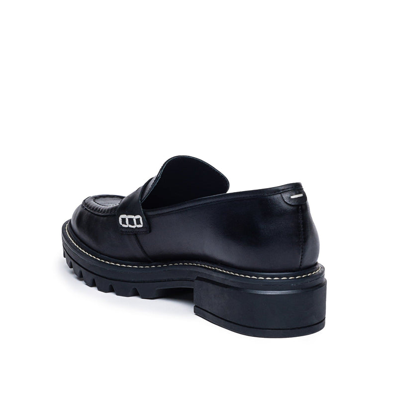 Women Bernardo Chandler Lug-Sole Loafers Black | WYG8598MW