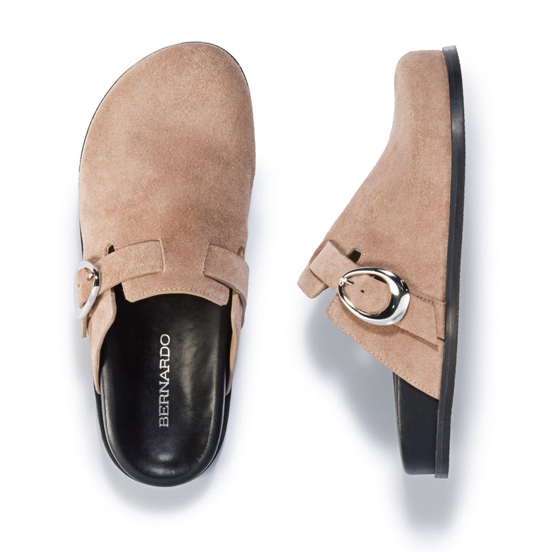 Women Bernardo Easton Slip On Clogs Beige | SSN1860BG