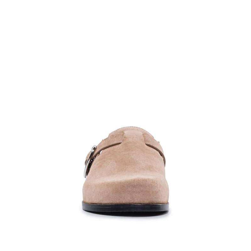 Women Bernardo Easton Slip On Clogs Beige | SSN1860BG