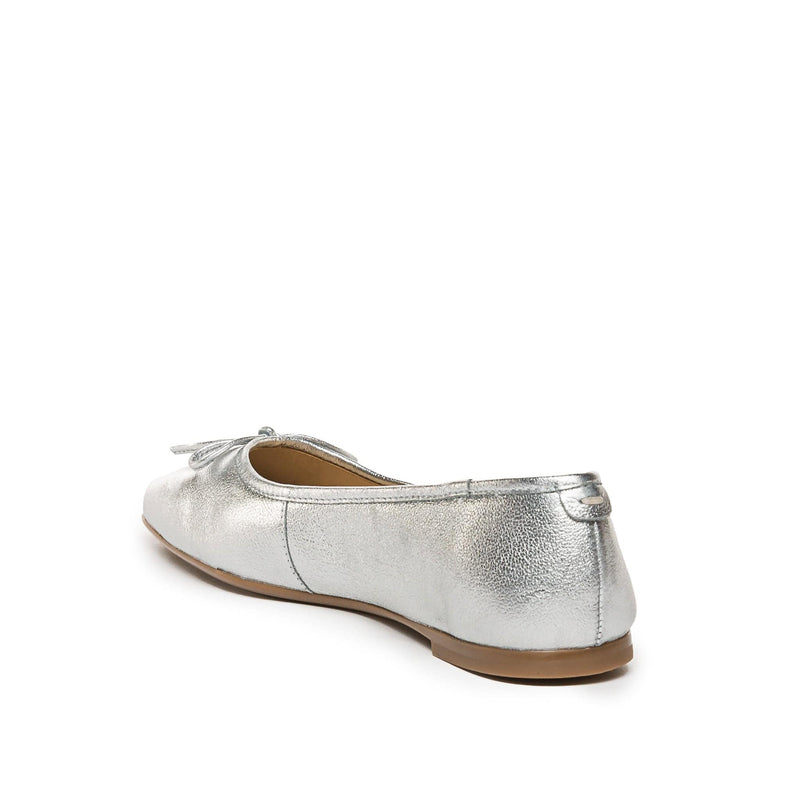 Women Bernardo Gwynn Ballet Flats Silver | XWJ2264SV