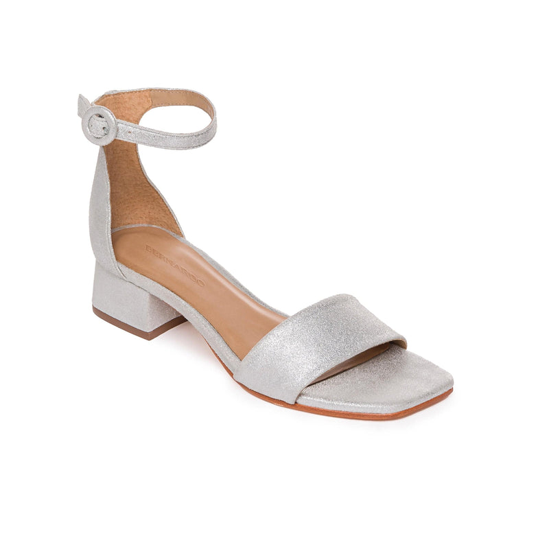 Women Bernardo Jalena Low Heels Sandals Silver | THX7015NU