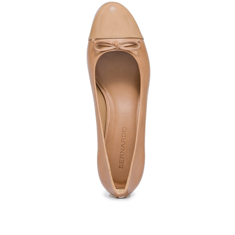 Women Bernardo Marisol Ballerina Pumps Brown | TNJ9821UL