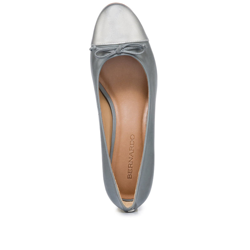 Women Bernardo Marisol Ballerina Pumps Grey Silver | EZP2372HV