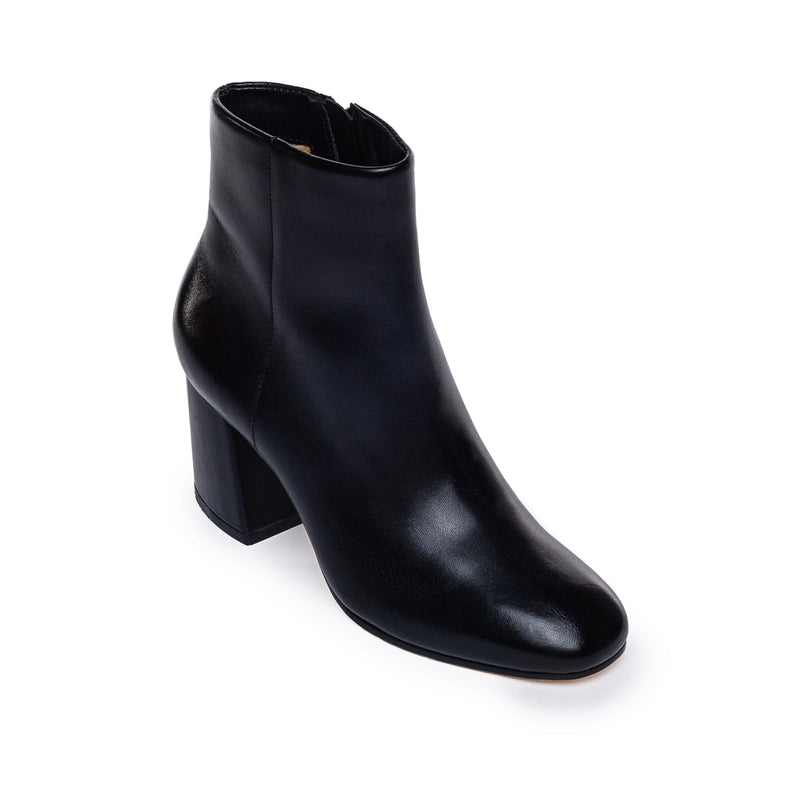 Women Bernardo Nola Ankle Boots Black | GHB7713EX