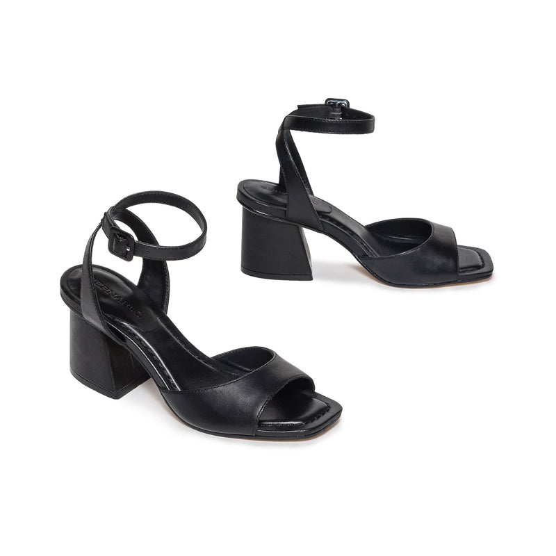 Women Bernardo Nyack Heels Sandals Black | PEZ7759XV