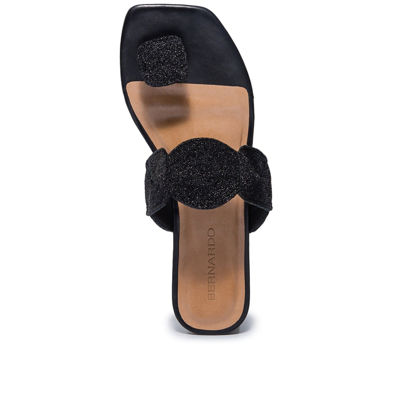 Women Bernardo Palermo Flat Sandals Black | NCH10053GP