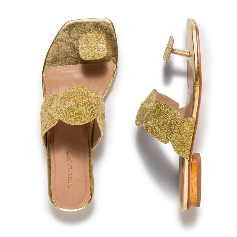 Women Bernardo Palermo Flat Sandals Gold | GUZ3942OC